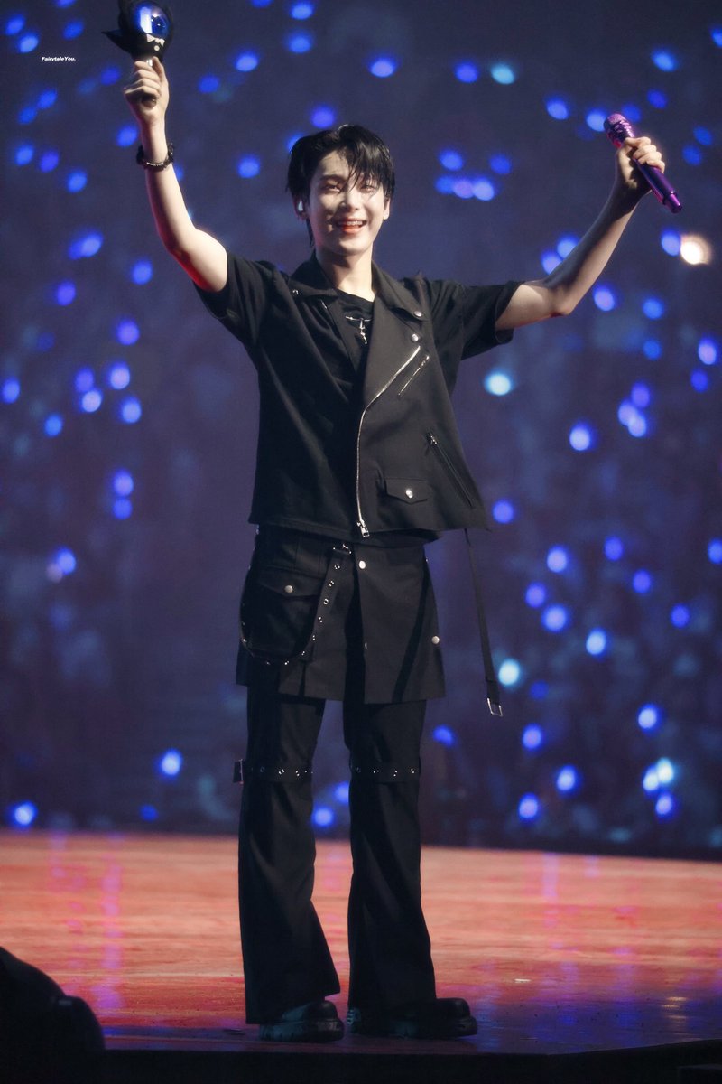 enhypenfansite's tweet image. [HQ] 230729 'FATE' IN SEOUL DAY 1

cr.@/Fairytaleyou624 
#ENHYPEN #엔하이픈 #SUNOO #선우
#EN_WORLDTOUR_FATE #FATE_IN_SEOUL