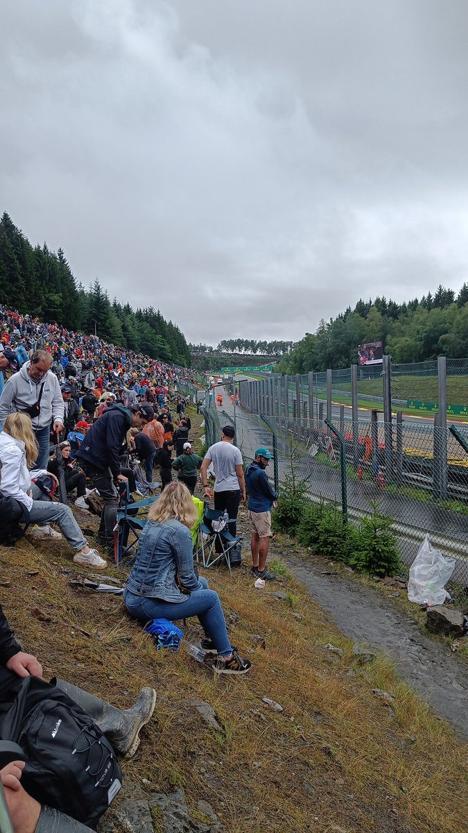 imthebertshow's tweet photo. @F1 No rain at this side of the track https://t.co/B8uVSqZnyQ