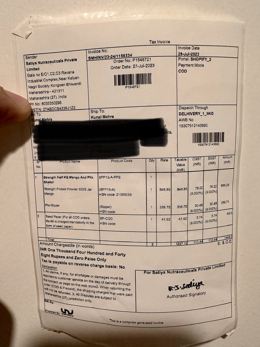 KunalKNM7's tweet photo. Received a November 2022 manufactured product. Old packaging. Price of product on website is 1399. Price on box is 1249. Casually bifurcated it as a protein + shaker (when I didn’t want a shaker). How can you do this to a returning customer? #Plix @akashzaveri SO DISAPPOINTED !!! https://t.co/AzT4FBxVt8