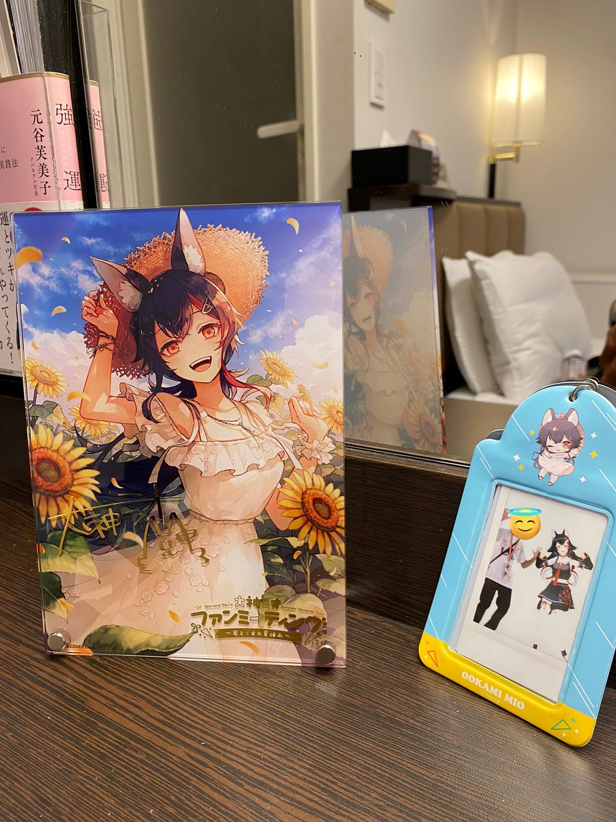 ikegorou's tweet photo. 会場に来てみたら思いの外人数少なくて本当にラッキーなんだなって思いました。ミオシャとのリアルの距離が限りなく近い状態のファンミはすごく楽しかったし、チェキを撮るときは一瞬でも直に会話ができて嬉しかったです。ミオファとも交流ができて最高のイベントでした
#君とミオの夏休み https://t.co/5k25qd0ewR
