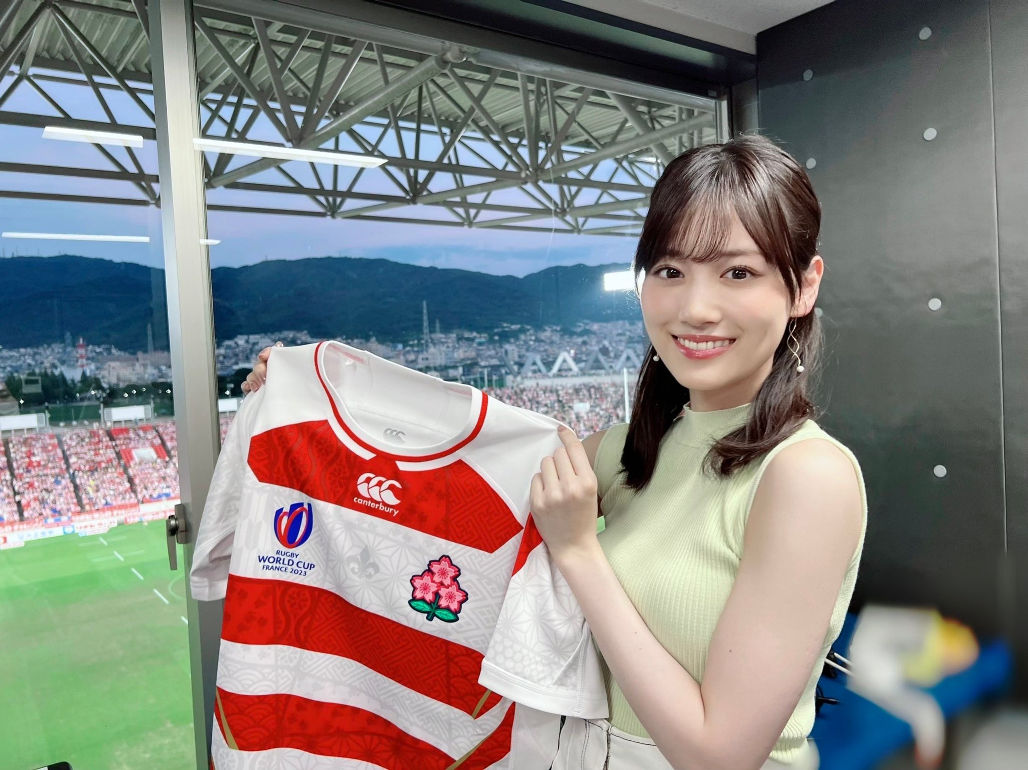 クリスマス特集2024 乃木坂46 山下美月 個別サッカーユニフォーム 頼り size:XL アイドルグッズ
