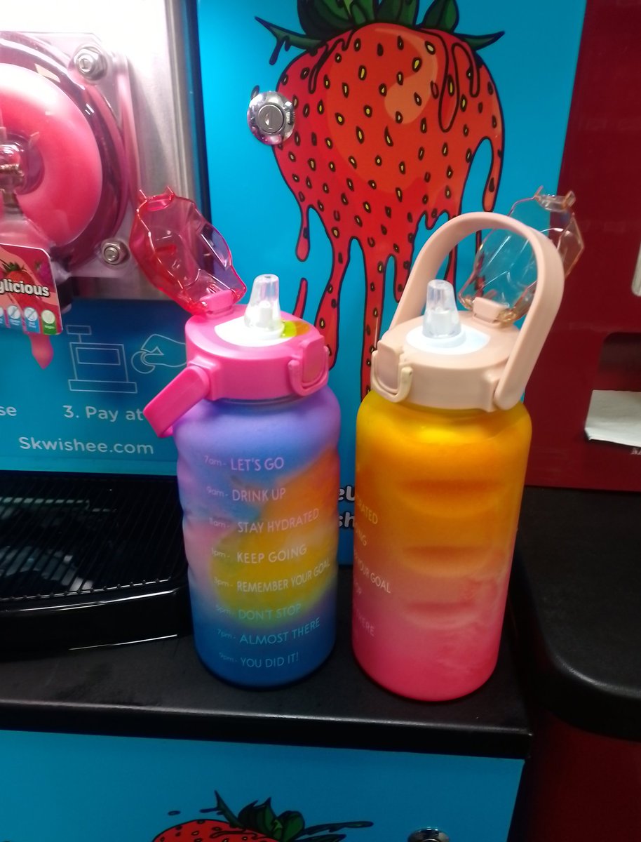 Thank you <a href="/skwisheeuk/">Skwishee 🥤</a> for fill your own cup day 😍 living the best life. #skwisheebyoc