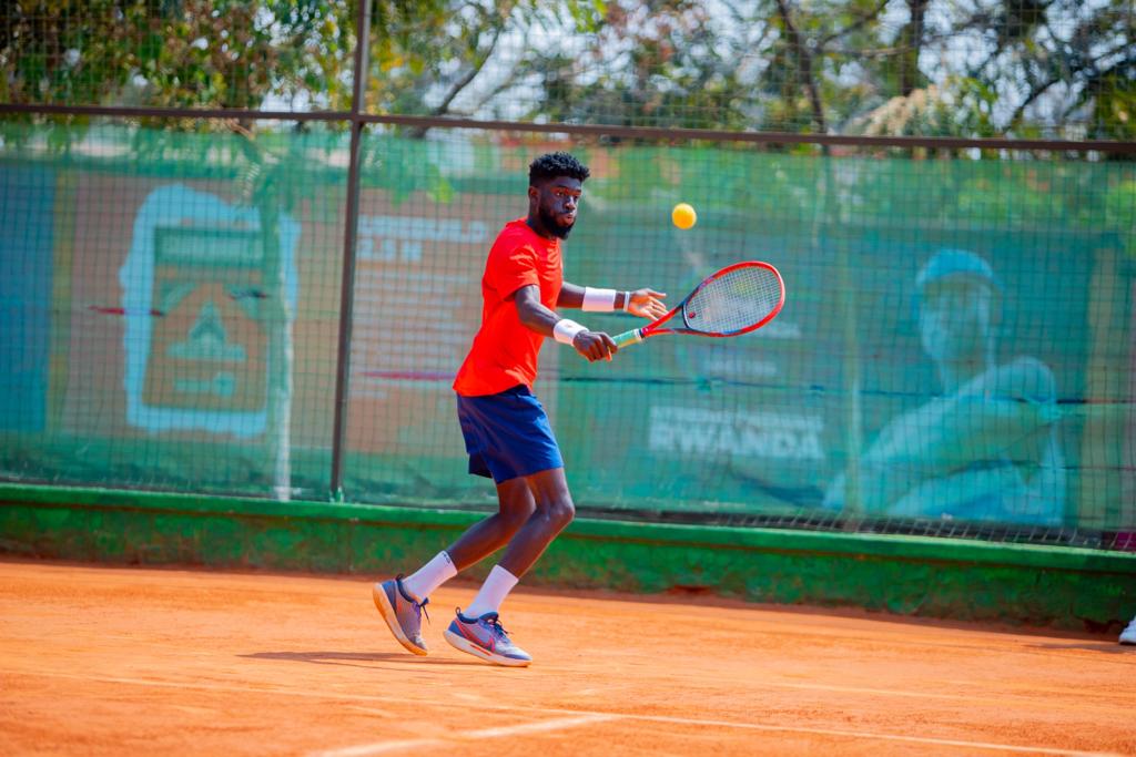tennis_rwanda's tweet photo. #DavisCupRwanda 

Africa - Group IV Play Off 5-8 

Match I 

Batsomi Marobela ( #Botswana)

6-1 6-2 

Andre Fernando ( #Angola) 

#DavisCup #AmekiColor #CIMERWA #ParkInn #Liquid #SimbaVoyages #VisitRwanda https://t.co/EIgDJKOrQI