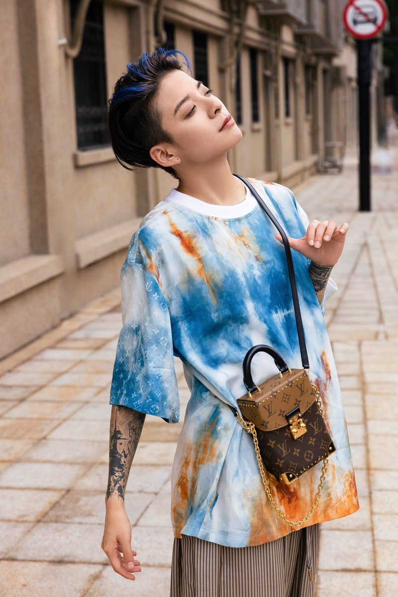 amberliu's tweet image. camera ready @LouisVuitton #LVCameraBox