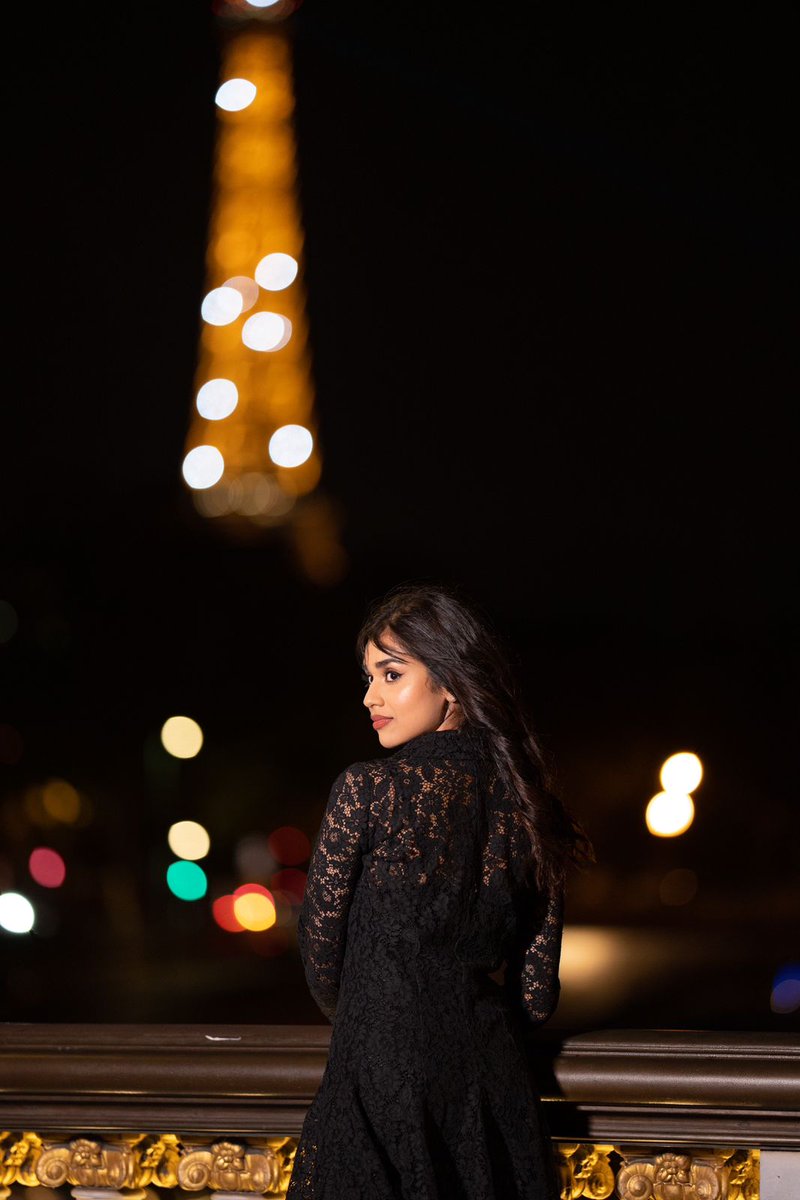 Capturing the beautiful twilight moments of France, actress #MeenakshiGovindharajan poses stunningly capturing our hearts in her latest clicks ❤ @MeenakshiGovin2 @UVCommunication @proyuvraaj