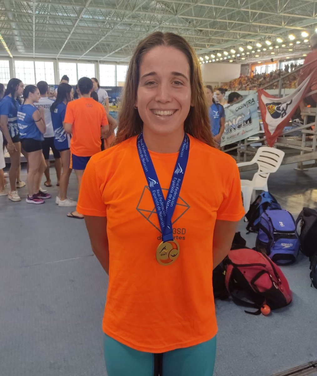 GSDcdeportivo's tweet photo. CTO. ESPAÑA ABSOLUTO-JUNIOR VERANO: ¡Espectacular PAULA MARTÍNEZ MORENO que se proclama CAMPEONA de España Absoluta Joven en la prueba 100 Mariposa femenino! ¡Enhorabuena Paula por ese merecido ORO! https://t.co/20mJDdv6SW