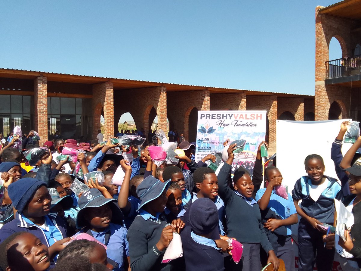 Every girl deserves access to safe  & hygienic menstrual products, education & support. We are breaking the silence &  empowering girls to embrace their periods with dignity and confidence.  We provided reusable pads & educational training to girls in Hopely.
#ReusablePads