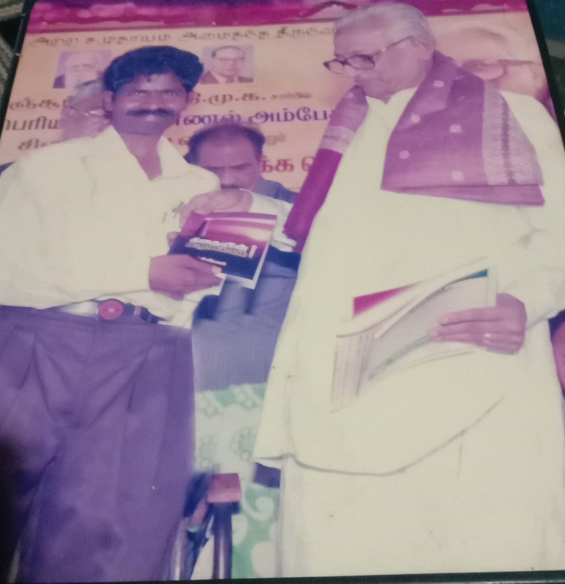 RaviRaviDMK4's tweet photo. @PriyarajanDMK https://t.co/1vR8KgyQAL