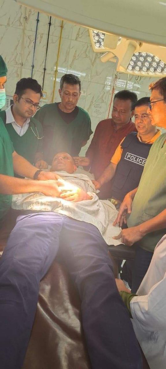 MAarafat71's tweet photo. A glimpse of #BNP’s terrorist activities today. They are coming back to their original character! https://t.co/qEs8mzZde5