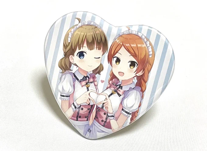 今後イベント出れるかどうか怪しいので過去頒布したものを少数ですが夏コミに連れて行きます・BNWポストカード・ももたまハート缶バッチスタンド・ガルフレイラスト集・の原稿の原本ミニ色紙(こちらは抽選ではなく先着です) 