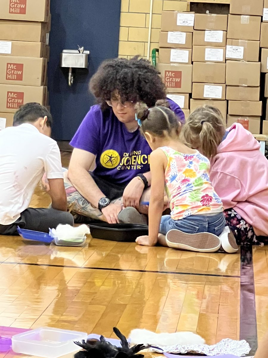 Hanging with Mr. Frankie from <a href="/davinciscience/">Da Vinci Science Center</a> we were excited to learn how seeds travel.