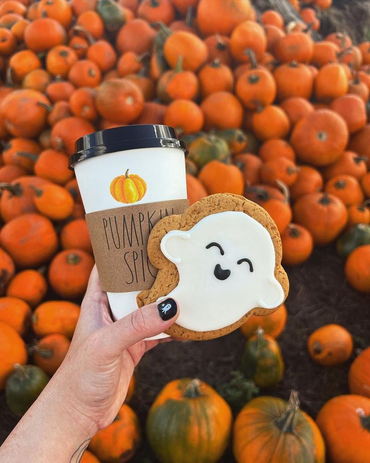 94 days till halloween 👻