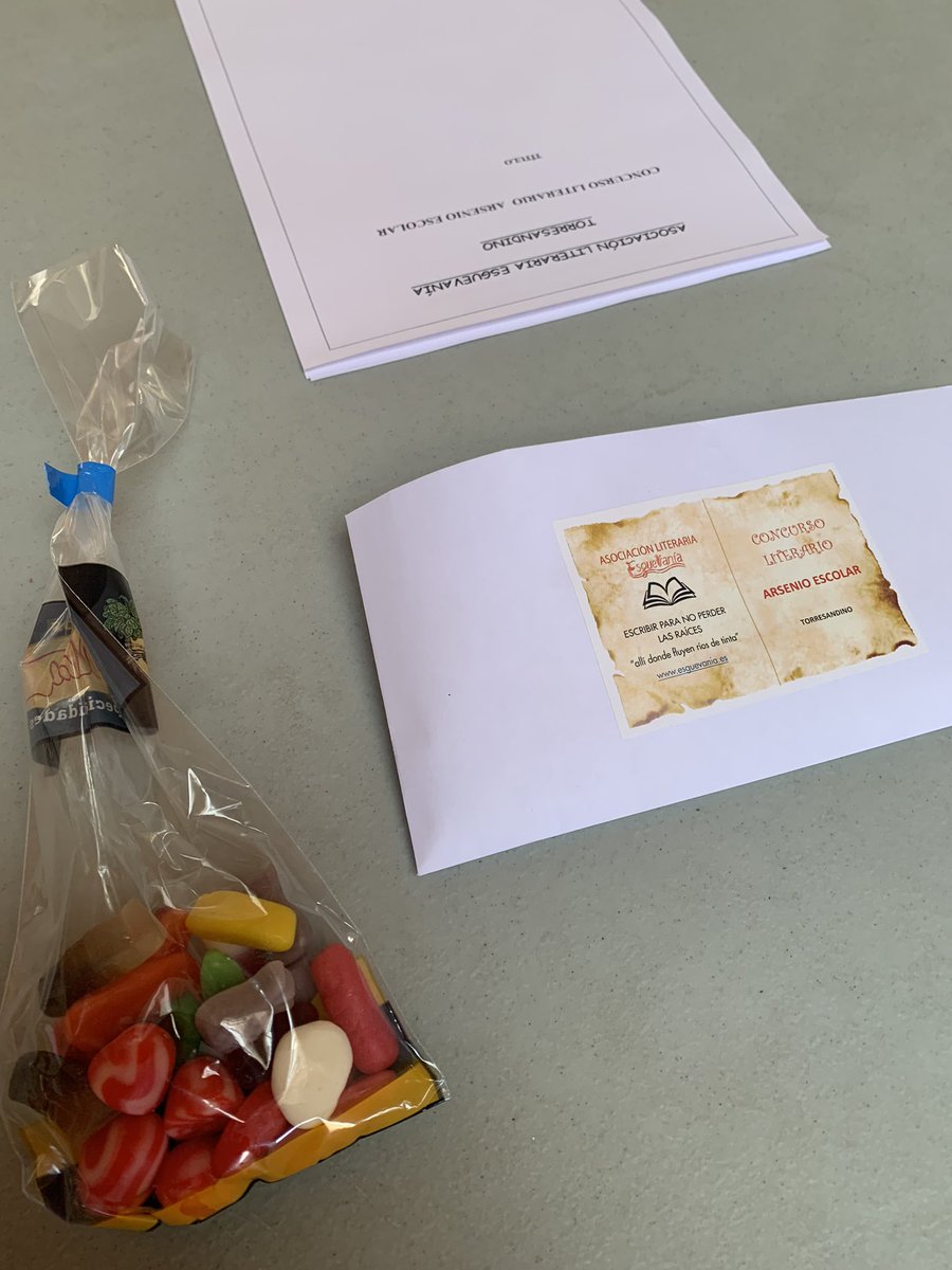 arsenioescolar's tweet photo. Fiesta de jóvenes escritores en Torresandino.
El concurso literario de @esguevania ya llega a su novena edición. Hoy, con la modalidad presencial de las categorías infantil y juvenil. El 19/08 entregaremos todos los premios, incluidos los de categoría absoluta.
@archiletras https://t.co/gYcLV1CVrm