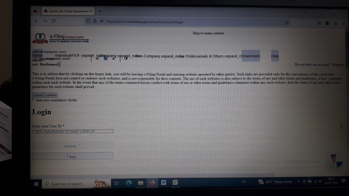 ⁦@nsitharaman⁩ ⁦@FinMinIndia⁩ ⁦@IncomeTaxIndia⁩ #extendduedate portal is non responsive please extend due date for filing ITR