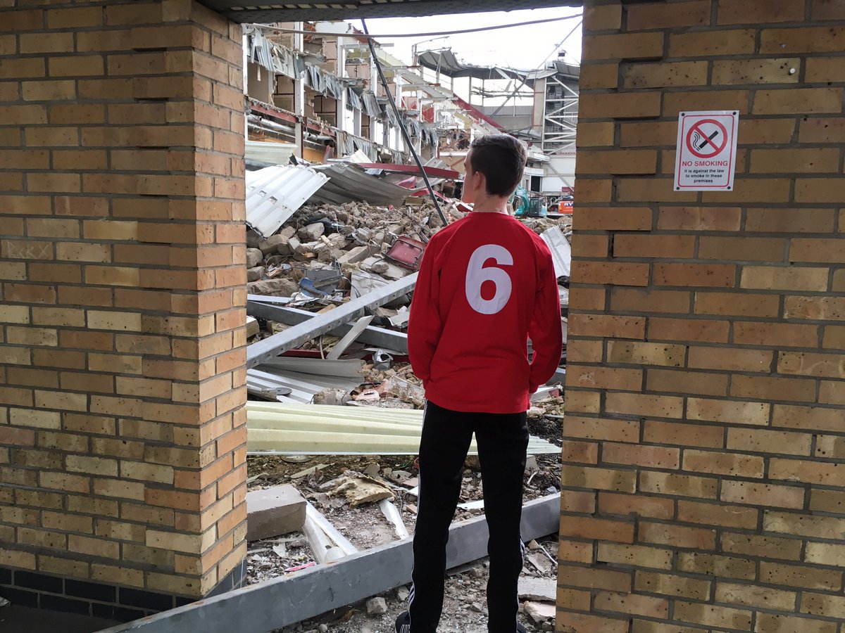 JonjoHeuerman's tweet image. Ok Hammers fans get sharing ⚒️

I’m going to post batches of the remaining Boleyn Bricks it’s my last effort to find the original owners.  These bricks are precious keepsakes that the owners may not even know survived the demolition of Upton Park

RT

#boleynbricks #uptonpark