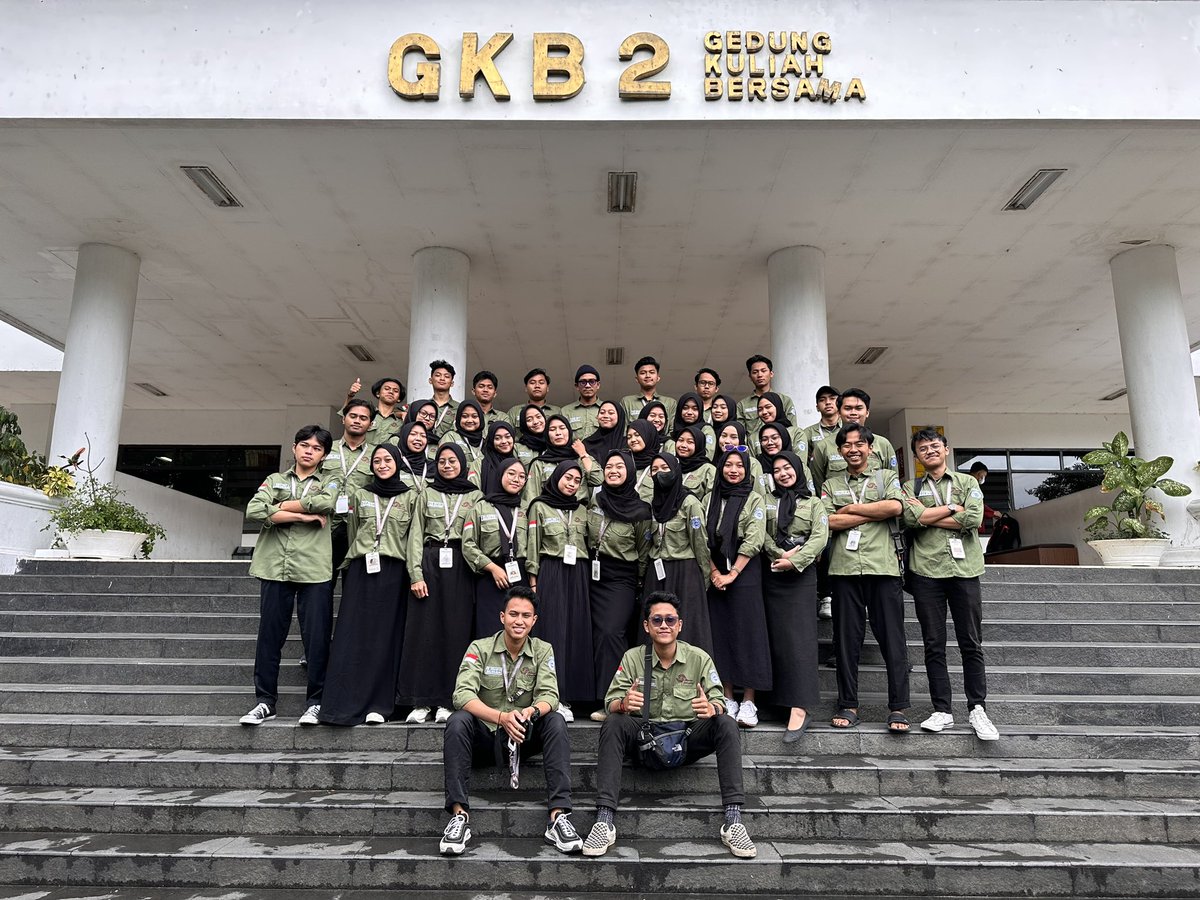 bemfeb_umm's tweet photo. See uu on Student Day 2023 week 8✨🤩👋 https://t.co/3LClEJwhig