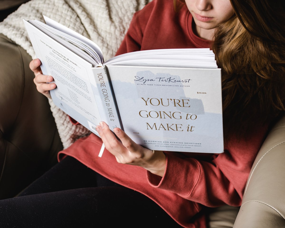 Start and end each day with a devotion from Lysa TerKeurst designed to bring healing. You're Going to Make It has 50 devotions paired with full-color photography. Today is is the last day it will be 50% off. Take advantage of our sale in-store or online buff.ly/3q0TDCw