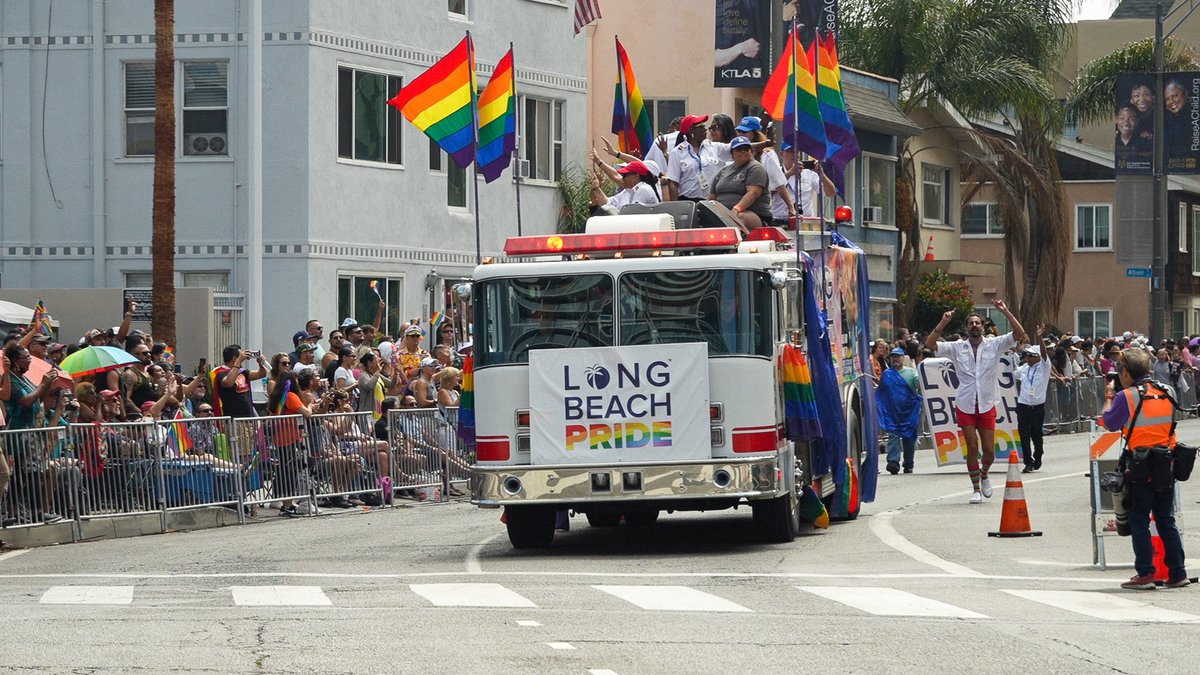 csulbalumni's tweet photo. There's still time to register to march with us at the 40th Annual Long Beach Pride Parade on August 6! 🏳️‍🌈

Beach Pride t-shirts will be provided to all volunteers. Hope to see you there!

Register: https://t.co/mSHbN1zr80 https://t.co/DyuOQOYoLm