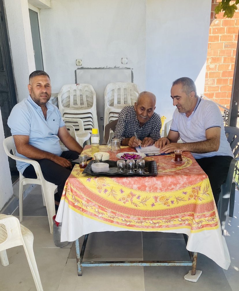 İlçe Nüfus Müdürlüğümüze gelemeyecek durumda hasta ve yaşlı olan Vatandaşlarımızın  resmi iş ve işlemlerini tamamlamak üzere, hafta içi, hafta sonu fark etmeksizin ev ziyaretlerimiz devam ediyor.29.07.2023
#AdresteNüfusHizmeti
<a href="/sefikaygol/">Şefik AYGÖL</a> 
<a href="/TCNufus/">Nüfus ve Vatandaşlık İşleri Genel Müdürlüğü</a> 
<a href="/ManisaValiligi/">Manisa Valiliği</a> 
<a href="/ManisaNufus/">Manisa İl Nüfus ve Vatandaşlık Müdürlüğü</a>