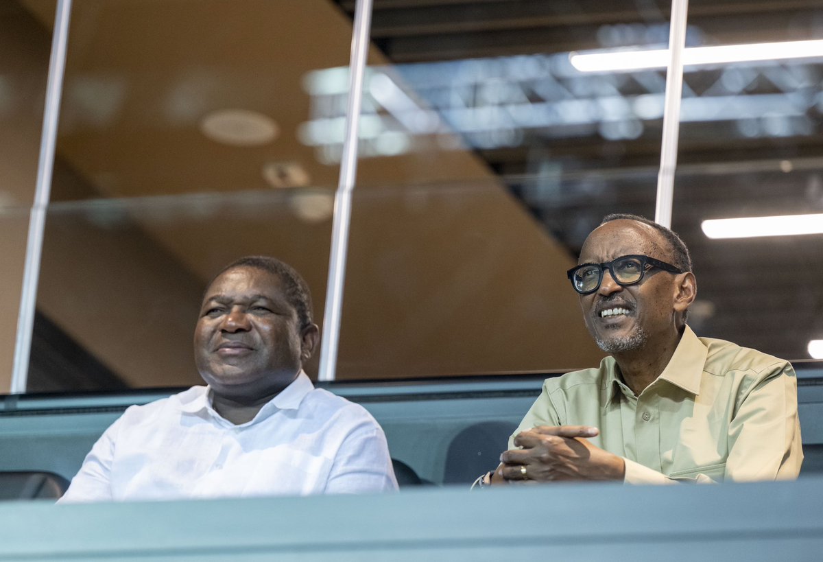 UrugwiroVillage's tweet photo. President Kagame and President Nyusi met the Mozambique women’s national basketball team earlier today and attended the ongoing 2023 FIBA Women’s AfroBasket taking place at BK Arena, which saw Mozambique come out victorious against Guinea. #AfroBasketWomen https://t.co/m8XkHrQChi