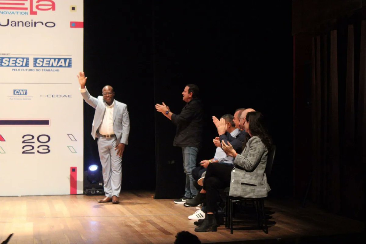 Algumas imagens da espetacular abertura da <a href="/expofavelarj/">Expo Favela Rio de Janeiro</a> !

#expofavelarj #expofavelainnovationrj
#infavela #cufa

📸 @douglasjaco1 @kaua__fotografia