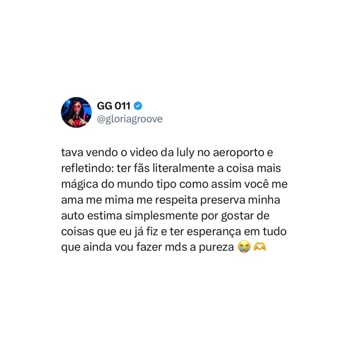 acessosonzers's tweet photo. Gloria Groove comentou sobre a recepção dos sonzers no aeroporto de Guarulhos: “ter fãs literalmente a coisa mais mágica do mundo” 🩷 https://t.co/58dPLwpWBm