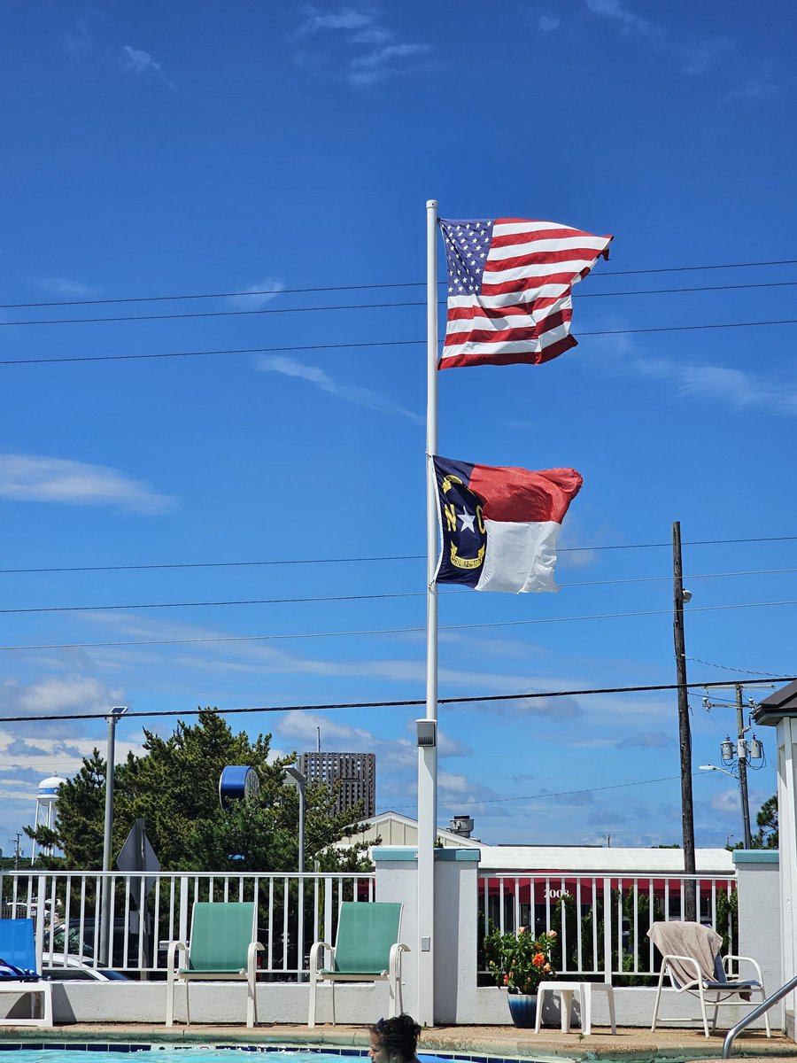 aaronjl18's tweet image. Vacation!

#obx #lifesabeach #roomwithview #poolside