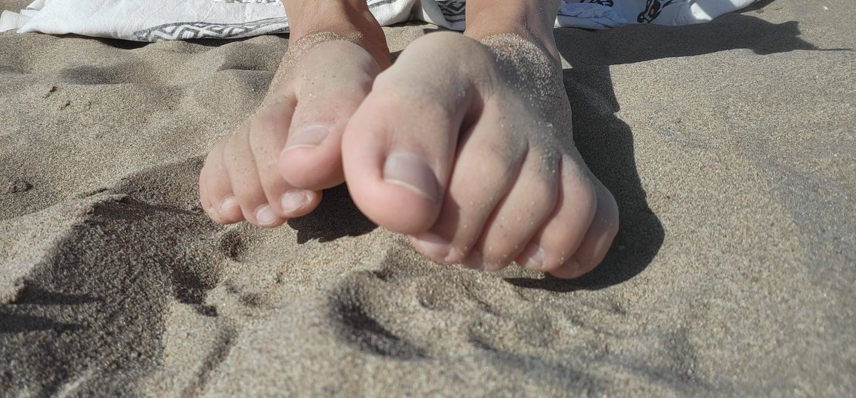 myfeeton's tweet photo. Do you mind a little sand? 🦶❤️⛱️
#feet_lover #feetfethish #feetcontent #feet_pic #FeetPictures #feet_lovers #verifiedfeet #vipfeet #toes #pies #piesbonitos #beautifulfeet #sexyfeet #feetsexy #videospies #fotospies
#footlover #footie
https://t.co/yighQ3Di7q https://t.co/Ze6H4jKDBW