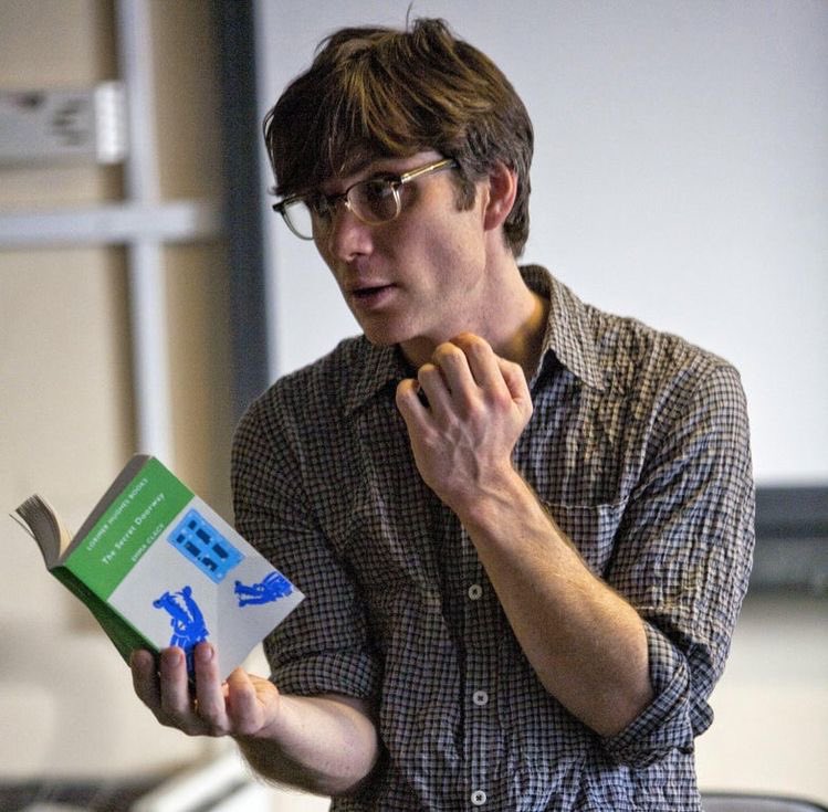 vantecig's tweet photo. this is the dilfiest pic of cillian murphy i kiss my screen and pray on my knees every time i see it https://t.co/sELjovg2fc
