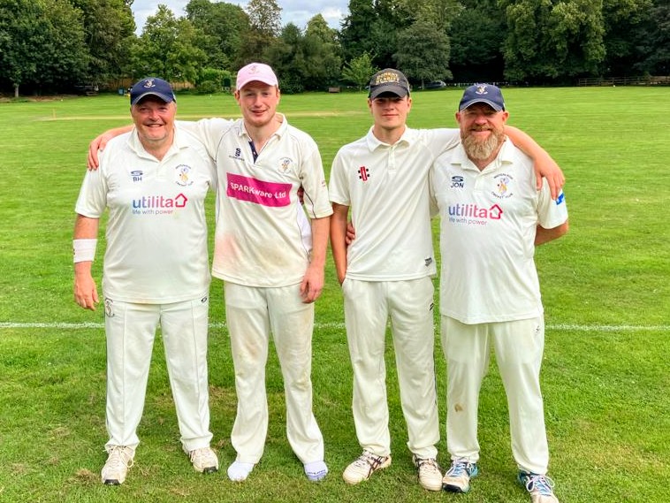 WhiteparishCC's tweet photo. 5 sets of father son combos representing our two sides today. Hell of a core to go to when numbers are low. Top work people. https://t.co/7XC2GXO11H