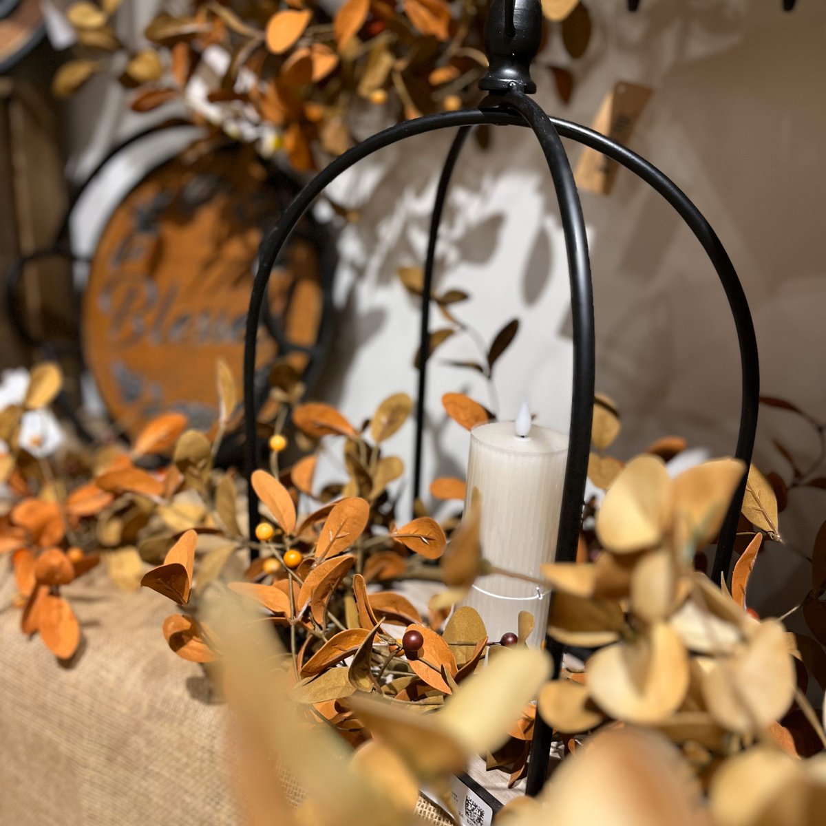 Everything is FALLing into place! WT is at Minneapolis Market &amp; has opened Las Vegas Market TODAY! order at market &amp; get 30% OFF ALL FALL &amp; HALLOWEEN!

wtcollection.com

#shopwtcollection #shopfall #shopnow #pumpkins #mplsmart #lasvegasmarket #fyp #fall #trend #FALLinlove