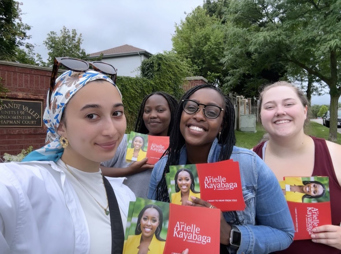 Rain or shine, we’re out in #LondonWest chatting with our constituents and talking about  housing 🏡, clean & green jobs ♻️ , childcare and an economy that works for everyone! Happy #DaysofAction