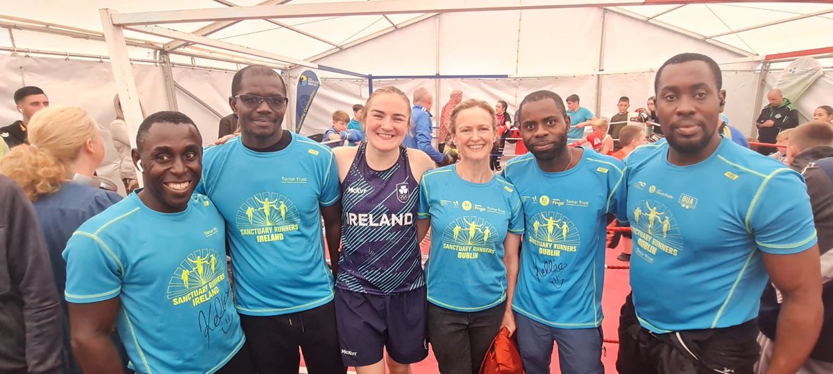 So grateful to the champ @Kelly64kg for having some of our wonderful Fairview Sanctuary Runners along to her community fun day today! 👊👊🏾 

#Solidarity #Friendship #Respect 

@TeamIreland @sportireland @Rethink_Ireland