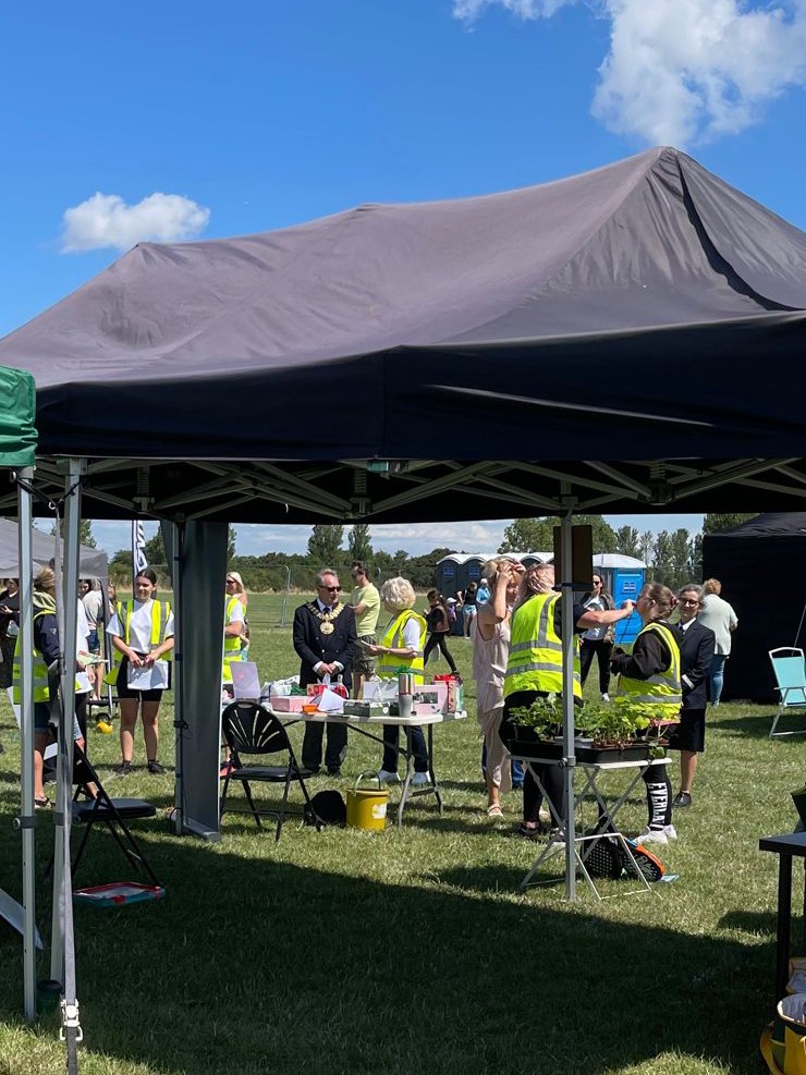 #SoSFeelGoodFestival2023 Great to see the #SouthendMayor @southendmace1 engaging with the festival and chatting to everyone!