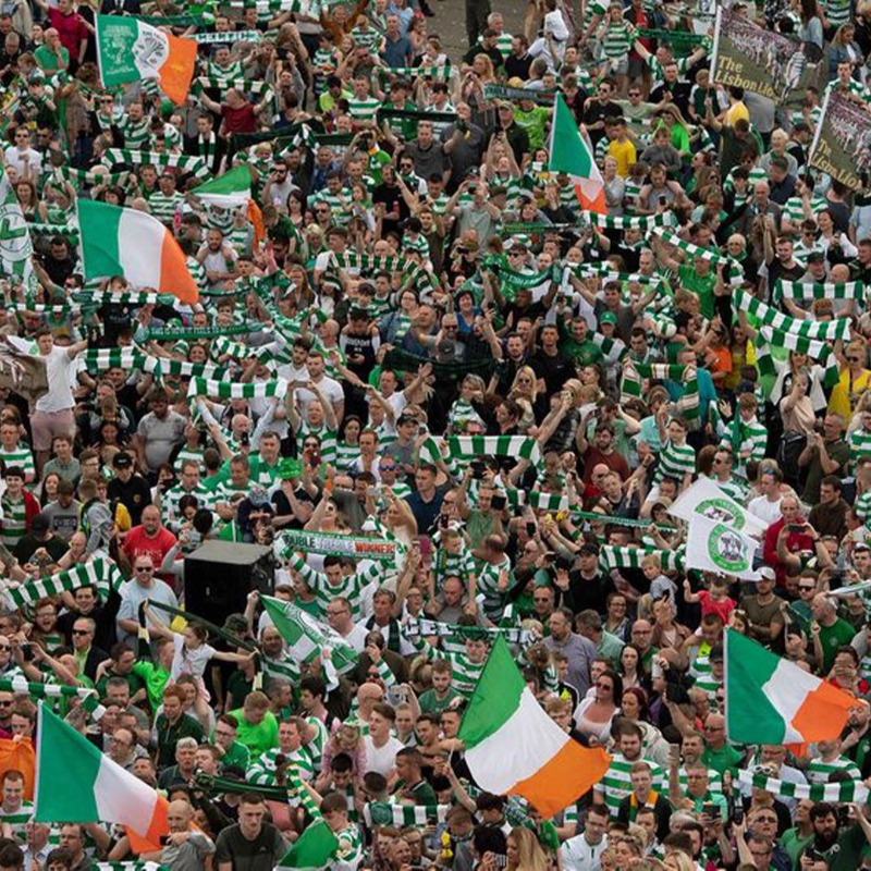 Athletic_en's tweet photo. 🟢⚪ @CelticFC: The Bhoys in Green and White

🍀 From Brother Walfrid to The Lisbon Lions, to One-Club Men and trebles, learn about why the Hoops are a club steeped in tradition and history.

🗓️ #CelticAthletic at Celtic Park (Aug 1, 20:30 CEST)

#AthleticClub 🦁