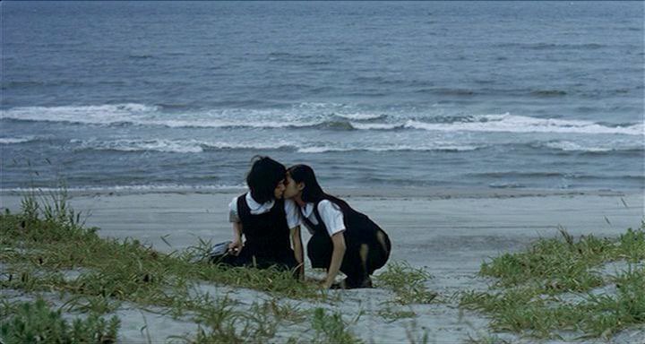 taesdawn26's tweet photo. their job is beach https://t.co/g7bhEDmGqe
