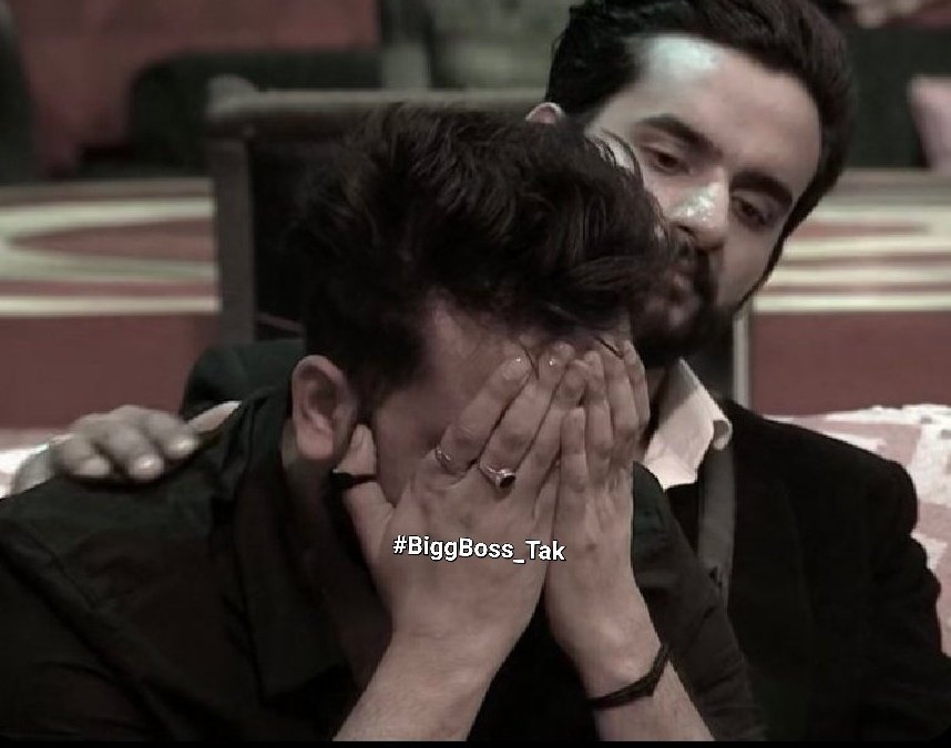 Salman_editz27's tweet photo. Don't teach father how to make
babies #ElvishYadav Respect your Father Salman Khan 

Never mess with #SalmanKhan 🔥
#WeekendKaVaar 
#WeekendKaVaarWithSalman 
#BiggBosOTT2 #BiggBoss https://t.co/ubXY9JJ8S9
