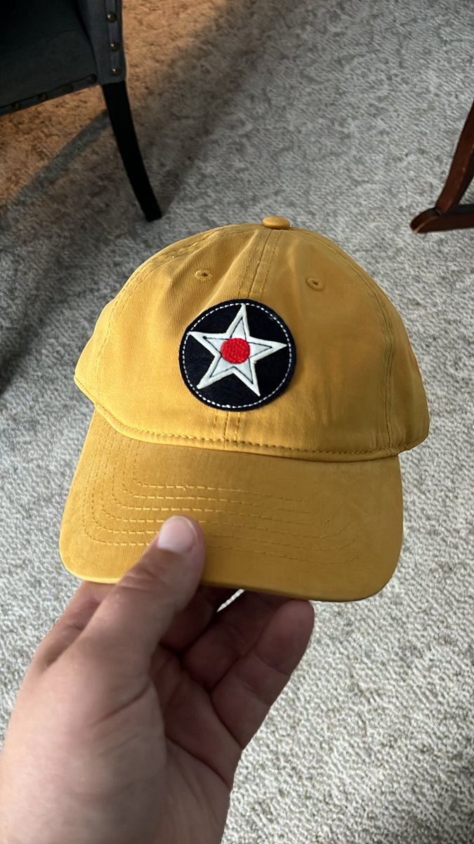 NLSD_Huck's tweet photo. Ordered a new hat for the school year. #history #zeps https://t.co/vm0aIf5kNR