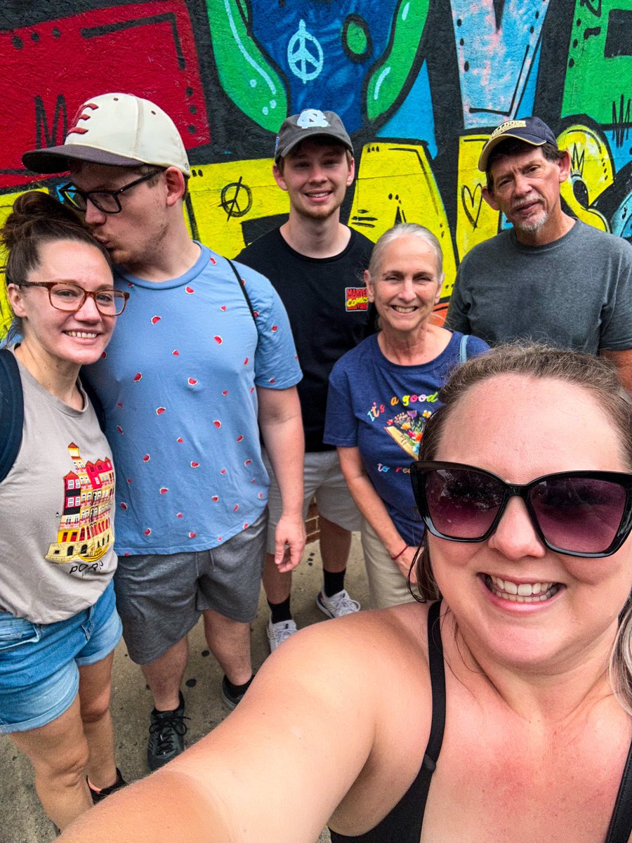 We finally made it to the City of Brotherly Love to see my brother Andrew. ❤️ #philly #brotherlylove