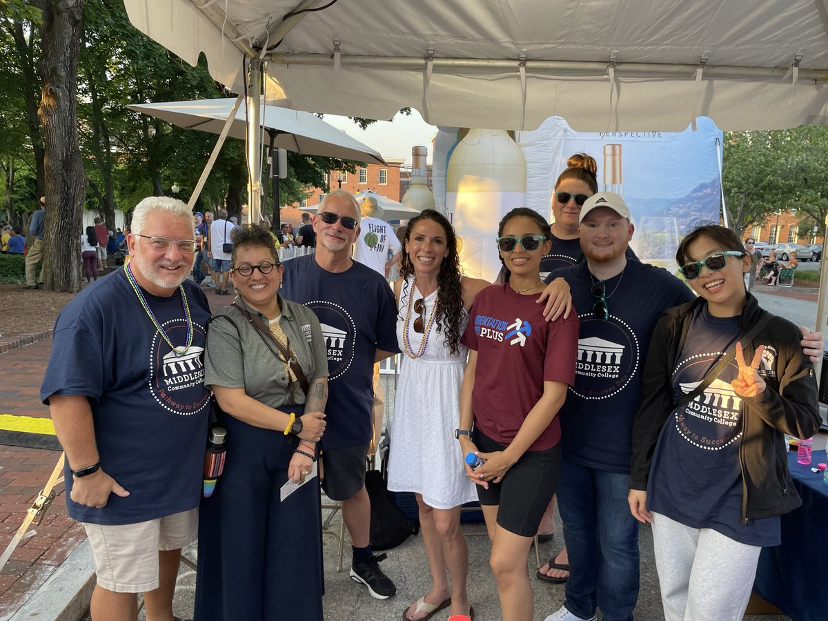 PrezPhil's tweet photo. One of the BEST weekends of the year in @CityofLowellMA &amp; a great opportunity for our @middlesex_cc student &amp; staff ambassadors  to shine! Bring on more music, dancing &amp; food today!  Come by &amp; see us at Boardinghouse Park! #Lowell @tomtipagolden @DianaDiZoglio #LowellFolkFestival https://t.co/Mufg0gUzyl