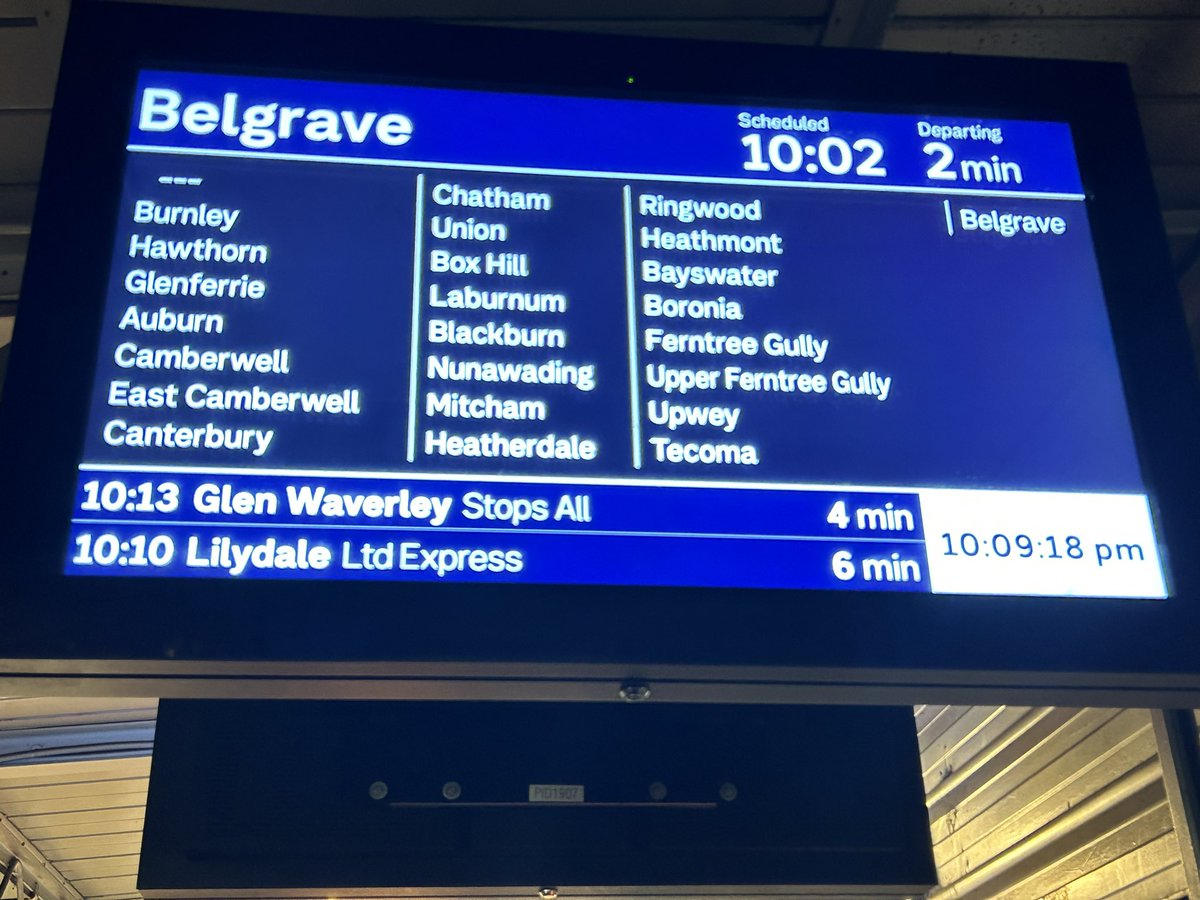 michaelomaher's tweet photo. Major event. Extra staff. Still @metrotrains can’t organize trains to run on time. Astounding. https://t.co/TRGzpIRdj0