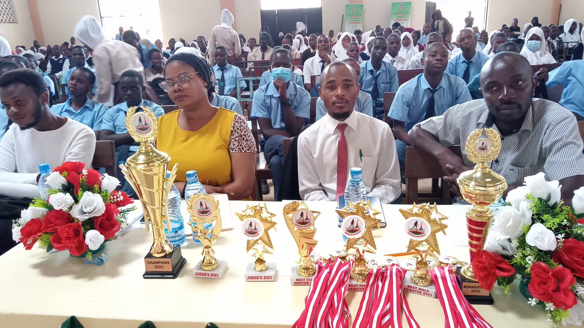 Samba4Youth's tweet photo. All set for the final debate contest sparring Kaya Tiwi Vs Ngozi Girls secondary school.
Debating on Coastal Concerns through SDGs lens.
#theseasidediscourse
#SDGsdebatecontestkwale
@USEmbassyKenya @RadioKaya @FAOSDGs @SDGs_IDBG @coast_climate https://t.co/JlPIjimXY7