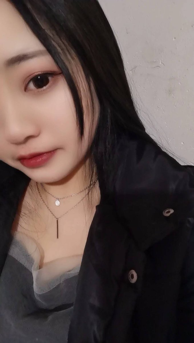 lvwangba123's tweet photo. @wtnfane 今天我对着崔东旭精妈撸管了哦，都交给崔东旭妈妈 https://t.co/GEWvOmZthq