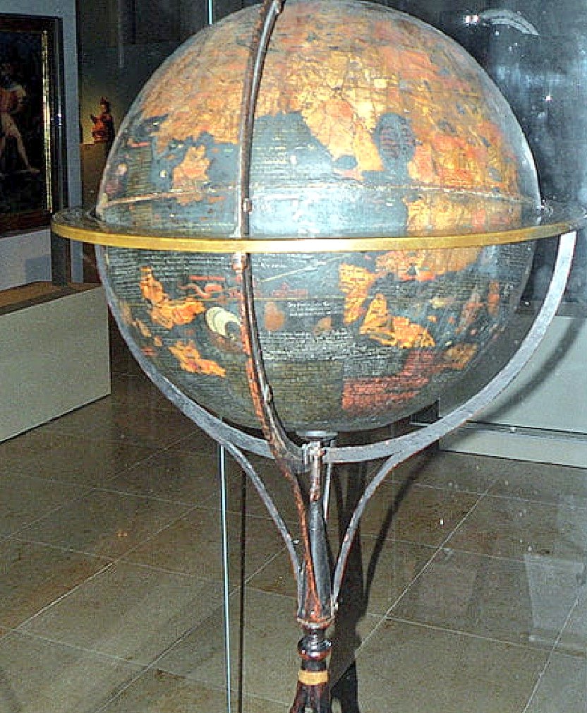 Letnapark's tweet photo. DIE "WELT", WIE SIE MAL WAR...

Martin #Behaim *6.10.1459 Nürnberg -  29.7.1507 Lissabon; Kaufmann, (Welt-)Reisender, portugiesischer Ritter

[ältester erhaltenen Globus *Behaims Erdapfel*, 1491–1493] https://t.co/FXMan5neDJ