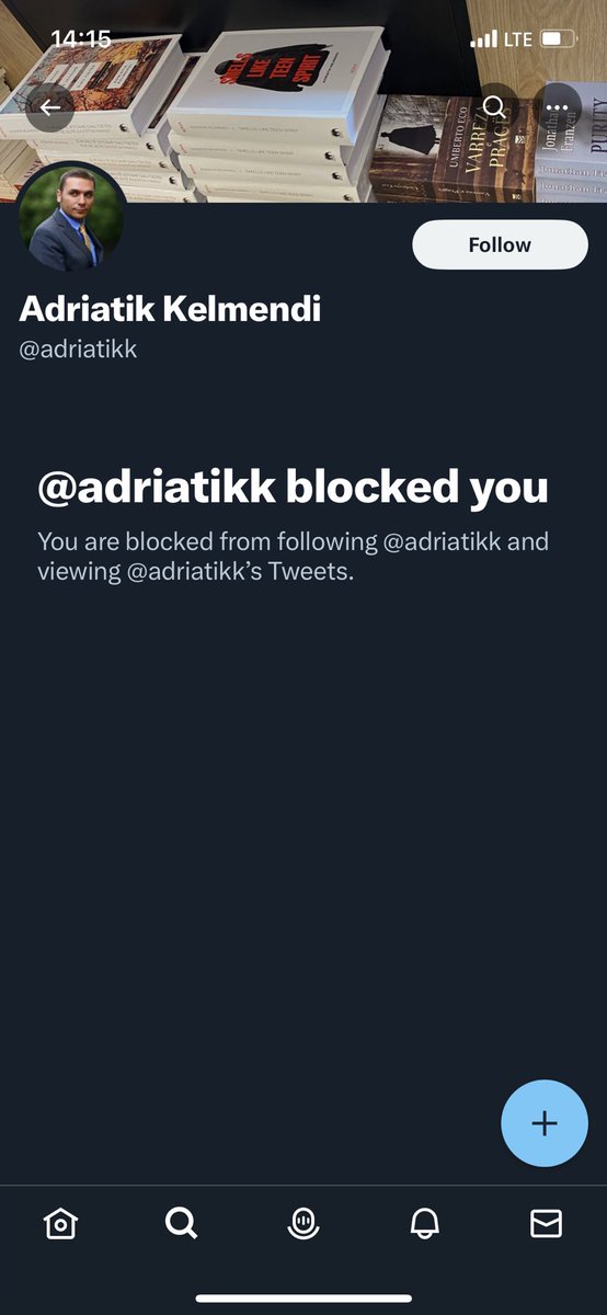 slixSL's tweet photo. Tik drejtori, ma pat bo block para do muje se nuk ja pata livdu super emisionin bigbrotherVariKarin, knej qe 3 dit kane edhe na kallxon qysh neser mundet me kon dikush tjeter 🤣🤣 https://t.co/rcApz82SeI