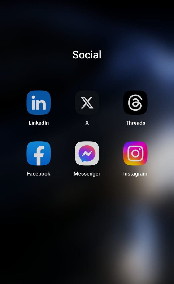 mohinxu's tweet photo. The @twitter icon has officially been changed to @X  on mobileOS!
@elonmusk @X #ElonX https://t.co/1I1E4Hcvqh