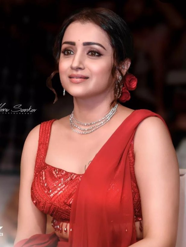 F2NEMNCa0AAUdYd?format=jpg&name=900x900