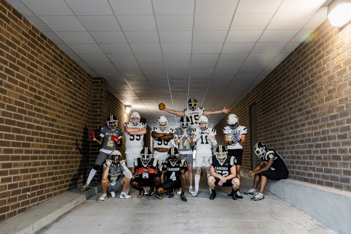 TiffanyCEllis's tweet photo. It's all fun and games till they LET THE DOGS OUT! @FootballCamden https://t.co/7IyV9OygU2