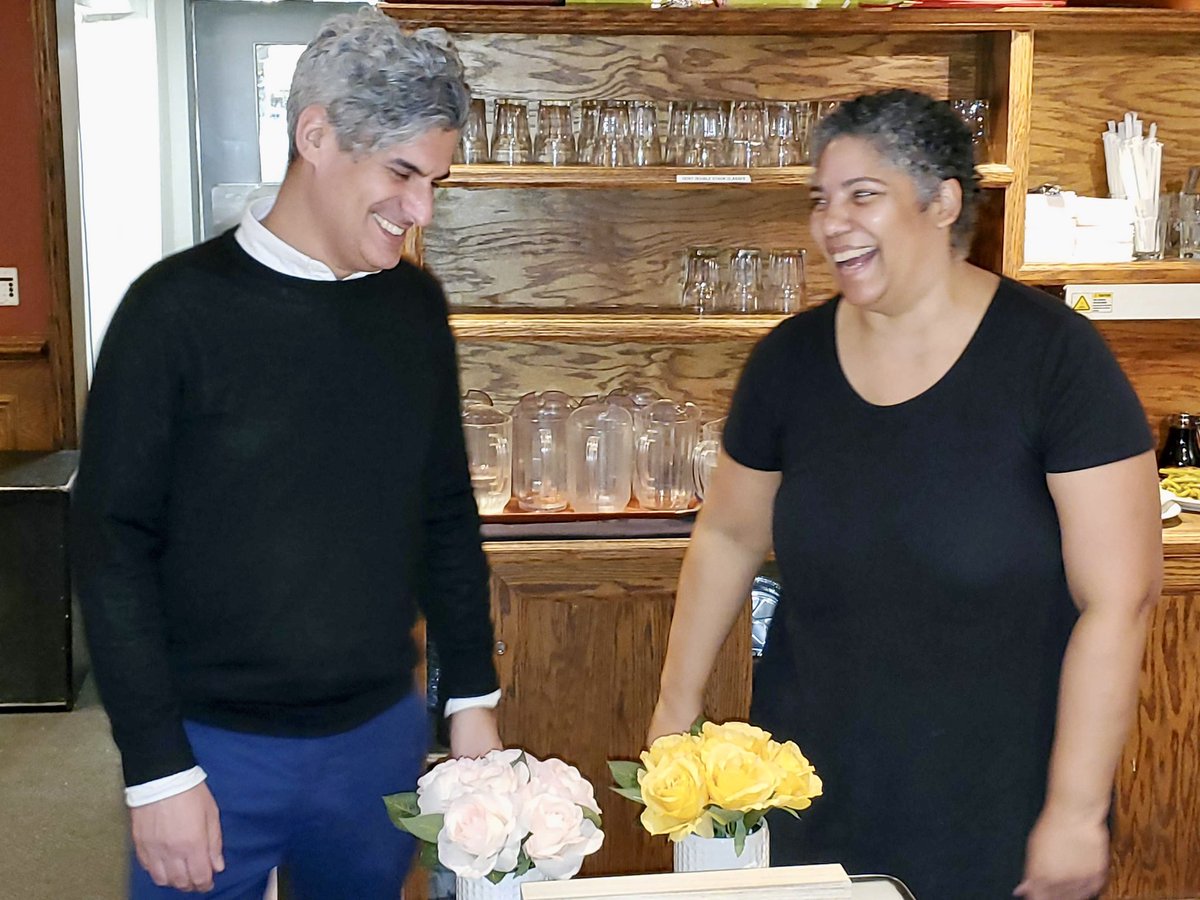 Indira Turney, PhD (@indiraturney) on Twitter photo Celebrating my exceptional co-mentor <a href="/AdamMBrickman/">Adam M. Brickman</a>
His support of my #BlackJourneyToNeuro has been immeasurable & has helped me establish my line of research. I'm forever grateful🙏🏾
His humor & uplifting convos are icing on the cake🍰 #BINW23MentorshipSpotlight #BlackInNeuroWeek Celebrating my exceptional co-mentor <a href="/AdamMBrickman/">Adam M. Brickman</a>
His support of my #BlackJourneyToNeuro has been immeasurable & has helped me establish my line of research. I'm forever grateful🙏🏾
His humor & uplifting convos are icing on the cake🍰 #BINW23MentorshipSpotlight #BlackInNeuroWeek