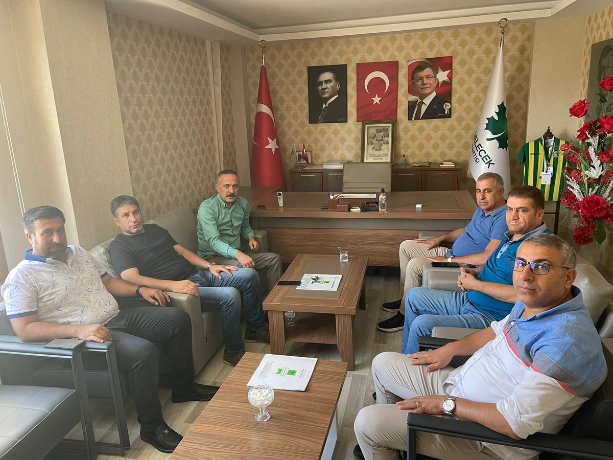 gelecek63's tweet photo. İl Başkan Yardımcılarımız her zaman olduğu gibi bugün de İl Başkanlığımızda  görevlerinin başında. Değerli dostlarımızı,  parti gönüllülerimizi ve tüm vatandaşlarımızı çay/kahve içmeye bekliyoruz. 
@Ahmet_Davutoglu @OmerrUnal @isamesihsahin @AyhanSeferUSTUN @GelecekPartiTR https://t.co/7kA2Y45Mak